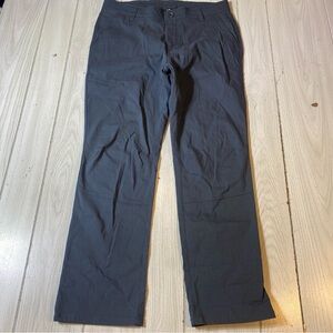 Mountain Hardwear AP Pants Men’s 34X30 Dark Roll Up Hiking NWOT!